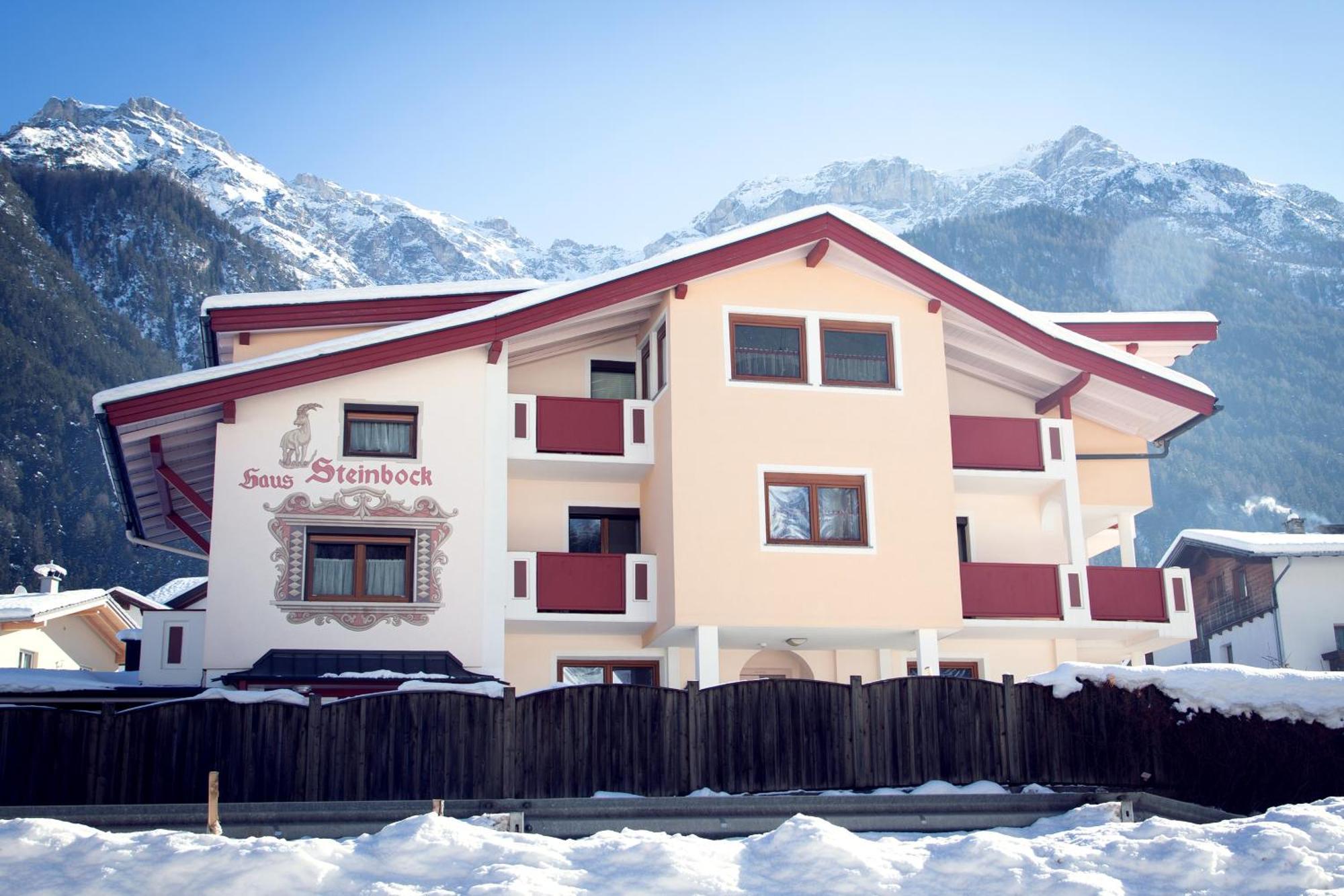 Haus Steinbock Bed & Breakfast Neustift im Stubaital Ngoại thất bức ảnh