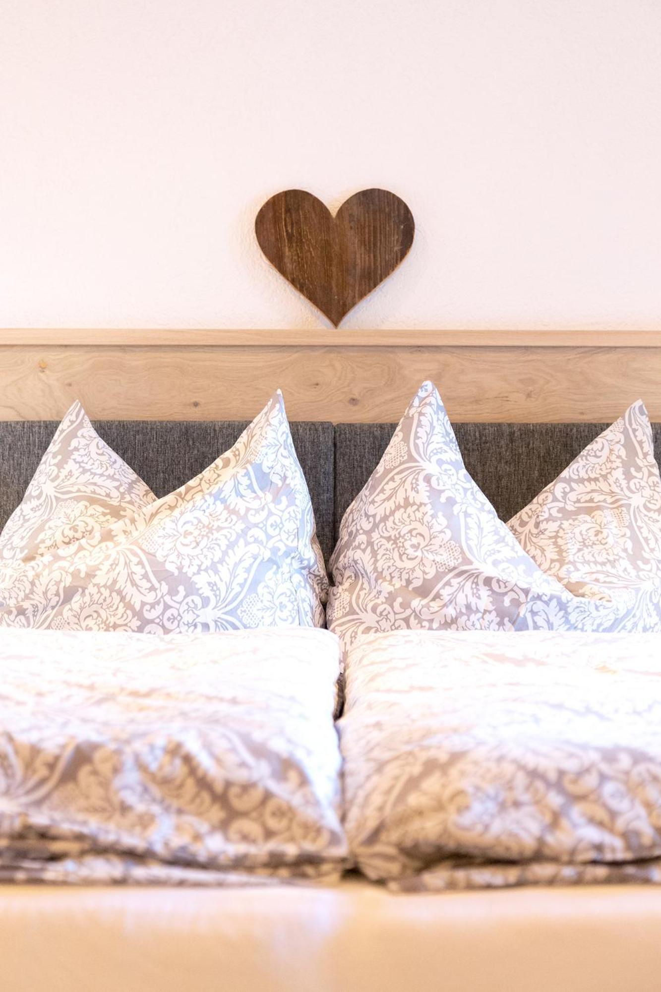 Haus Steinbock Bed & Breakfast Neustift im Stubaital Ngoại thất bức ảnh