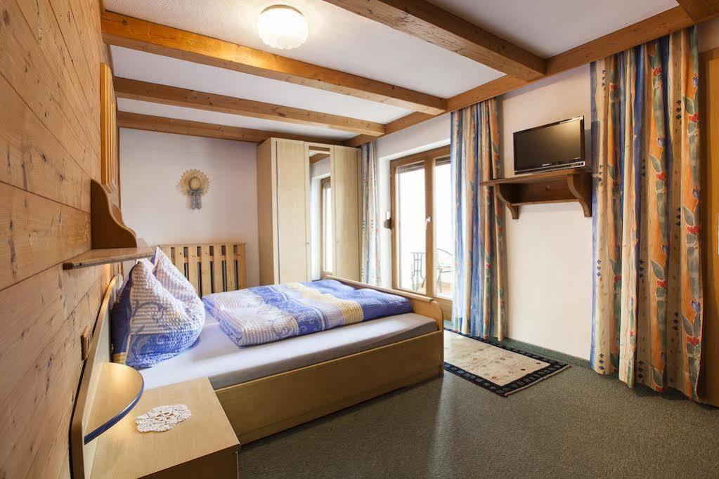 Haus Steinbock Bed & Breakfast Neustift im Stubaital Ngoại thất bức ảnh